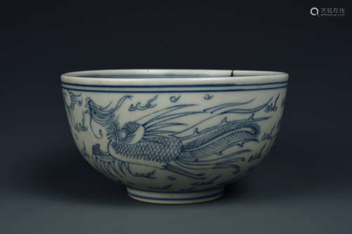 A BLUE AND WHITE BOWL QING DYNASTY