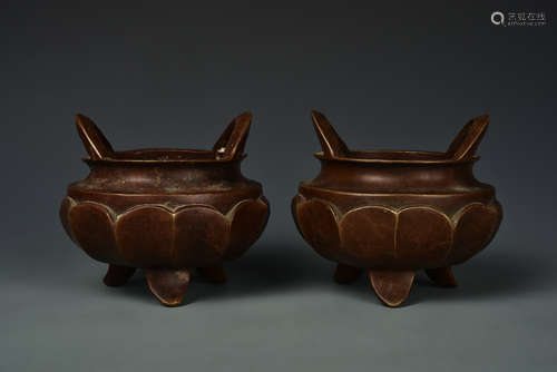 PAIR BRONZE CENSERS MING DYNASTY