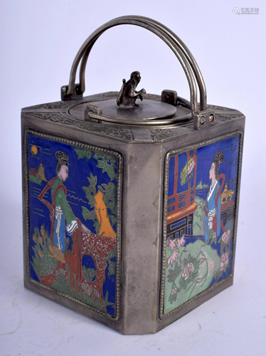 AN EARLY 20TH CENTURY CHINESE ENAMELL…