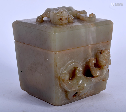 A CHINESE CARVED JADE BOX AND COVER overl…