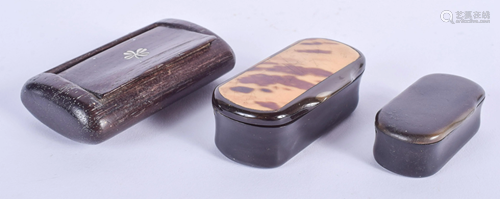 THREE VICTORIAN SNUFF BOXES. (3)