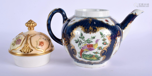 AN 18TH CENTURY WORCESTER BLUE SCALE TEA…