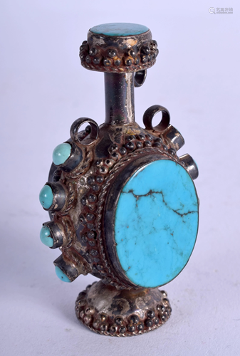 A VINTAGE SILVER AND TURQUOISE SCENT BOTTLE. 5…