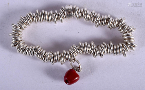 A SILVER LINKS OF LONDON BRACELET. 12 cm …