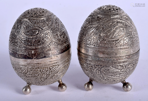 A PAIR OF VINTAGE INDIAN WHITE METAL EGG B…