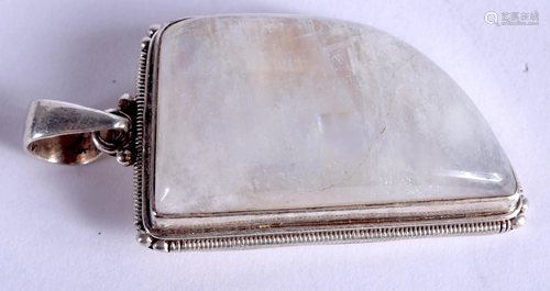 A CHINESE SILVER MOUNTED MOONSTONE PE…