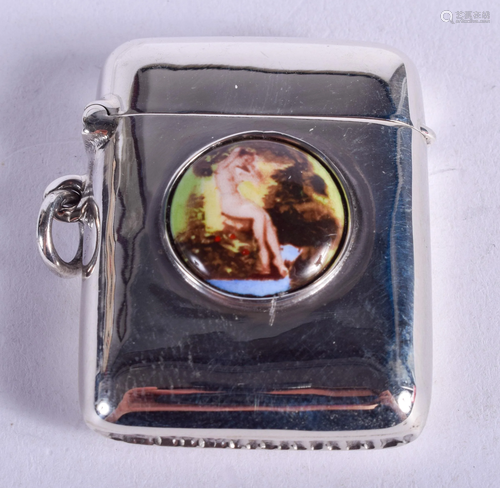 A SILVER VESTA CASE. 3 cm wide.