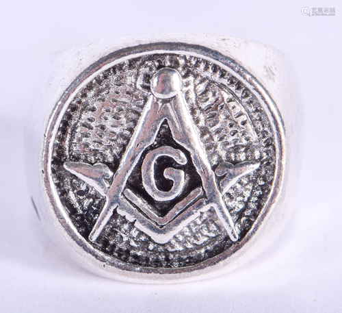 A SILVER MASONIC RING. R.