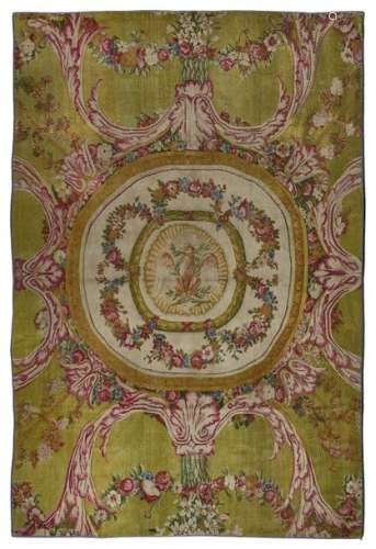 AUBUSSON CARPET AT THE FOCUS OF THE LATE 18th CENT…