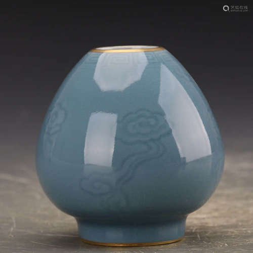 A QING DYNASTY SKY BLUE GLAZE PAINTED GOLD WATER POT