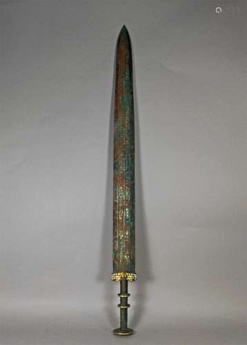A WARRING STATES PERIOD BRONZE MIXED GOLD SWORD