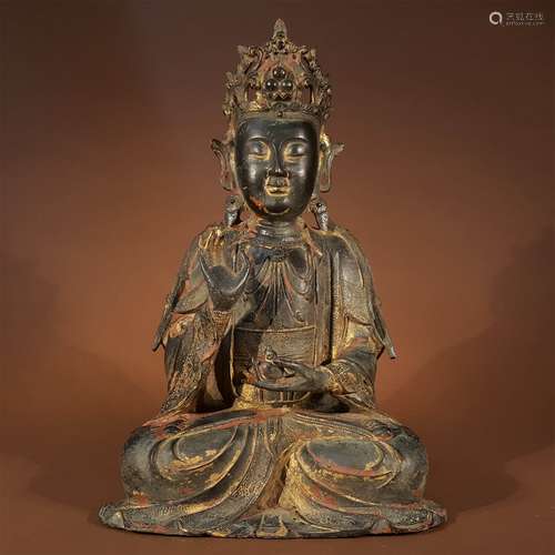 A MING DYNASTY 
GUANYIN STATUE