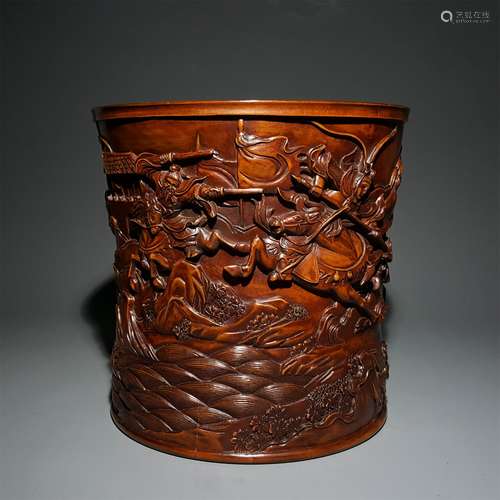 A QING DYNASTY 
BOXWOOD FIGURE PATTERN BRUSH HOLDER