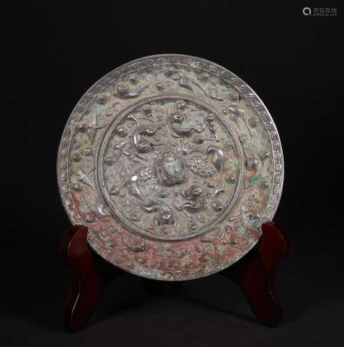 A TANG DYNASTY SEA BEAST GRAPE MIRROR