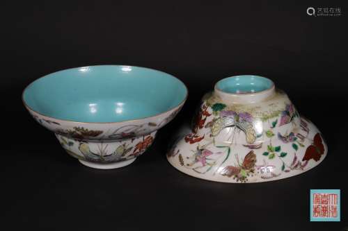 A QING DYNASTY FAMILLE ROSE BUTTERFLY PATTERN PORCELAIN BOWL