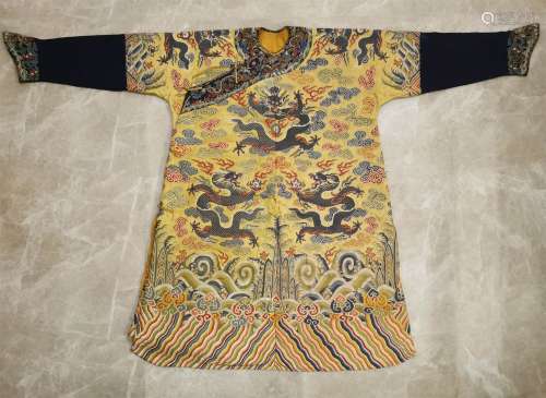A QING DYNASTY HAND-MADE CLOUD BROCADE IMPERIAL ROBE