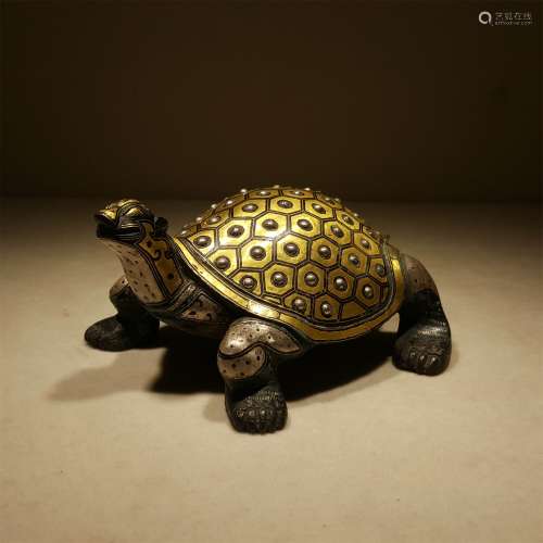 A WARRING STATES PERIOD BRONZE MIXED SILVER AND GOLD INLAID PEARLS TURTLE ORNAMENT
