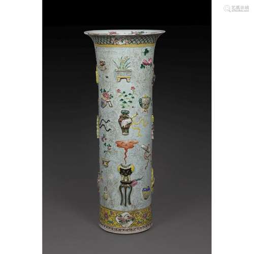 LARGE CORNET VASE in porcelain and polychrome enam…