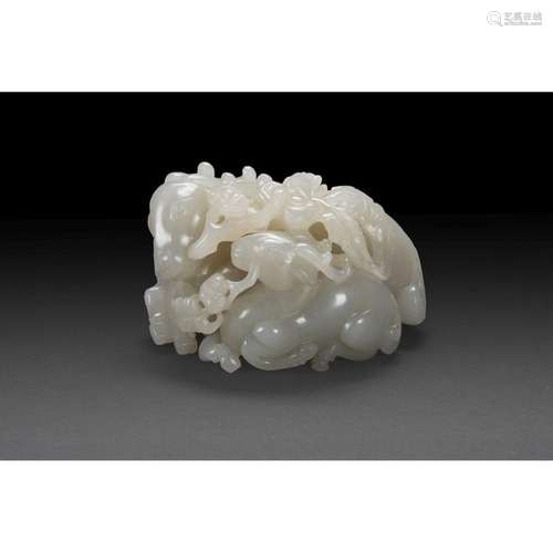 ANIMAL GROUP made of white celadonized nephrite ja…