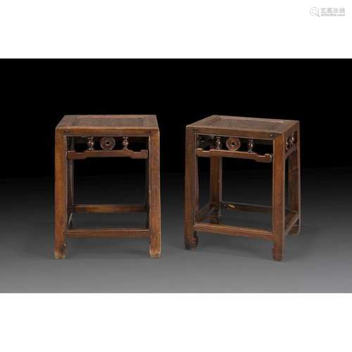 PAIR OF QUADRANGULAR TABOURETS in natural wood, mo…