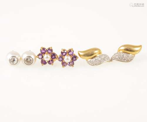 Three pairs of gemset ear studs.