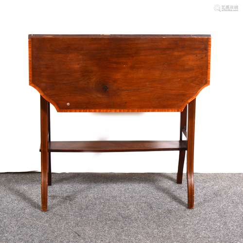 A small Edwardian mahogany Sutherland table