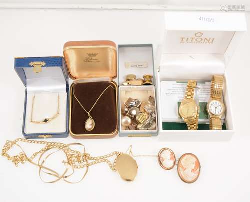 A collection of gold and costume jewellery.