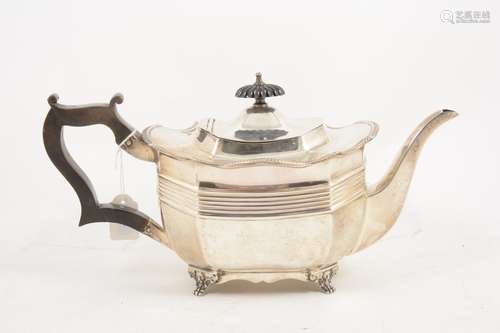 A Victorian silver teapot by Thomas Bradbury & Sons.