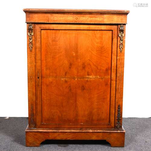 A Victorian walnut side cabinet