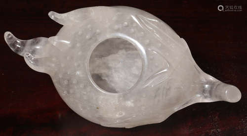 A WHITE CRYSTAL CARVED BRUSH WASHER