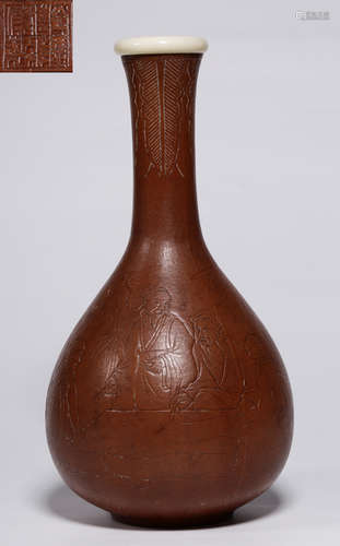 A GOURD CARVED FIGURE PATTERN VASE