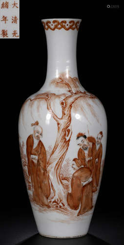 AN ALUM RED GLAZE FIGURE PATTERN VASE