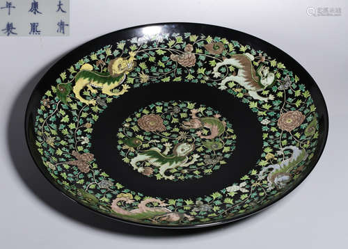 A BLACK FIVE COLOR GLAZE BEAST PATTERN PLATE