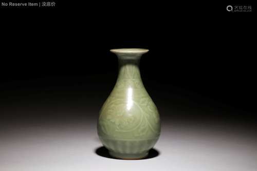 LONGQUAN WARE IMPRESSED FLOWER VASE