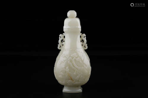 A CHINESE CARVED DRAGON EARS HETIAN JADE VASE WITH COVER