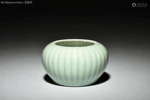 A CELADON-GLAZED WASHER