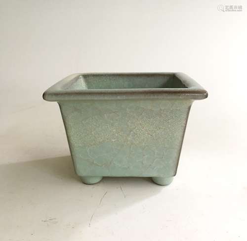 GUAN WARE CELADON GLAZED RECTANGULAR PLANTER