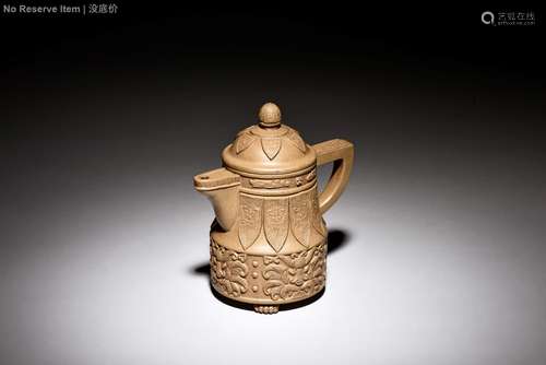 YI YUN: A YIXING ZISHA YELLOW CLAY TEAPOT