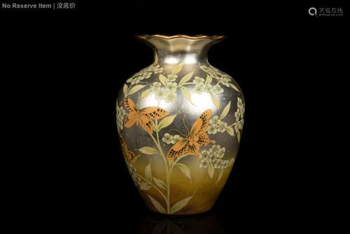 EXPORT 'BUTTERFLIES AND FLOWERS' VASE