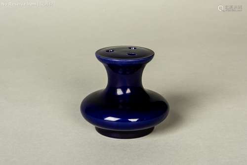 MONOCHROME DARK BLUE GLAZED VASE