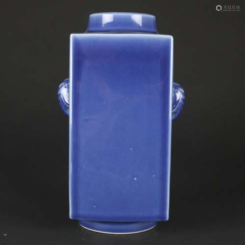 A Blue Glazed Porcelain Cong Vase