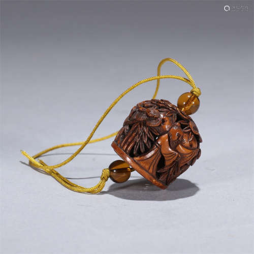 A Chinese Hollow Out Nucleus Carved Sachet