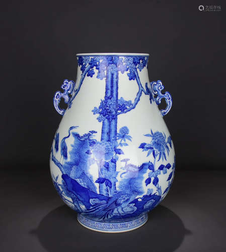 A Chinese Blue and White Floral Porcelain Double Ears Zun