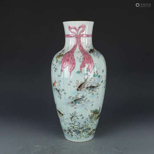 A Chinese Famille Rose Fish Painted Porcelain Vase