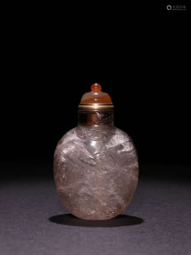 A Chinese Crystal Carved Snuff Bottle