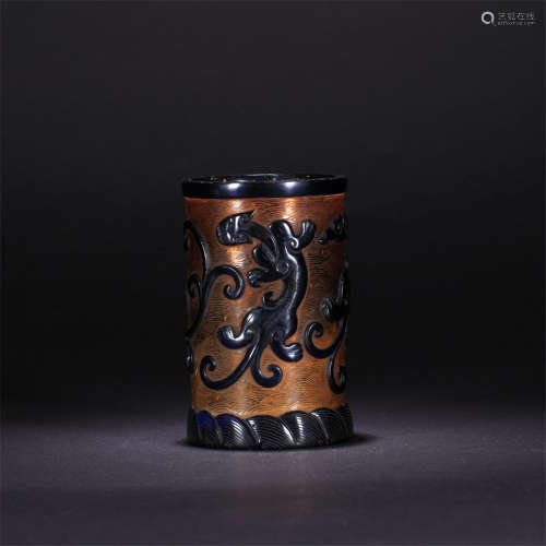 A Chinese Dragon Pattern Glassware Brush Pot