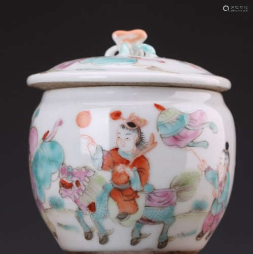 A Chinese Famille Rose Painted Porcelain Jar with Cover