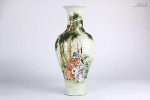 A Chinese Famille Rose Figure Painted Porcelain Vase