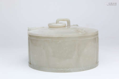 A Chinese Hetian Jade Box with Cover