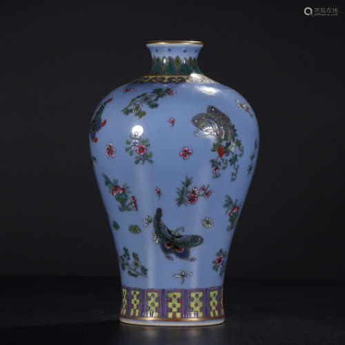 A Chinese Blue Famille Rose Gild Floral Porcelain Vase